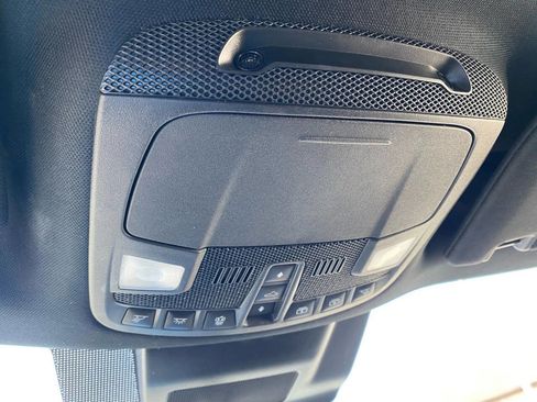 Used 2021 Ford Expedition Limited image 19