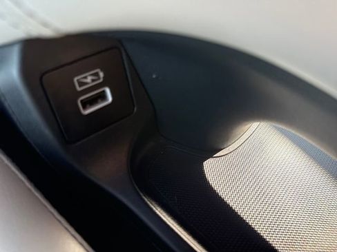 Certified 2023 Honda HR-V EX-L image 30