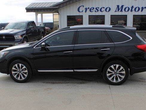 Used 2019 Subaru Outback 3.6R Touring AWD/4WD image 9