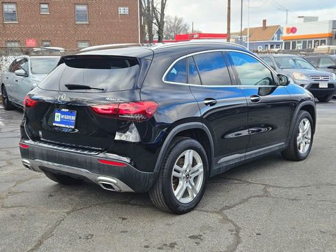 Used 2022 Mercedes-Benz GLA 250 4MATIC image 5