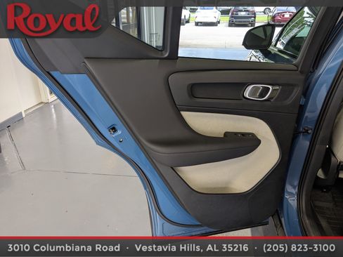 Certified 2024 Volvo XC40 B5 Plus image 14