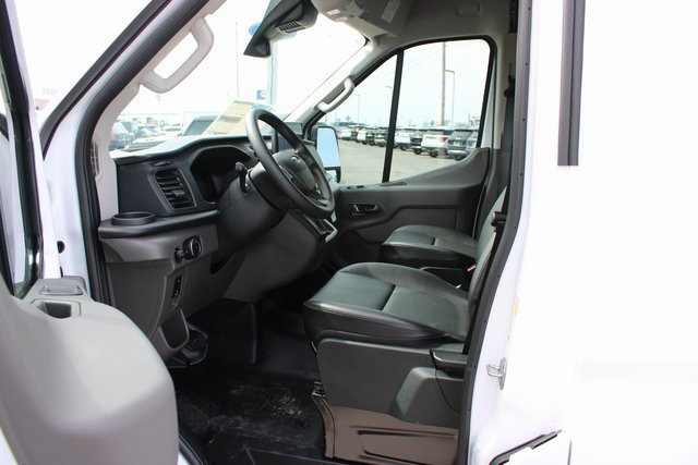 New 2026 Ford Transit 250 148 Medium Roof w/ Load Area Protection Package RWD image 9