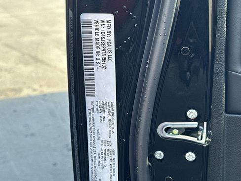 New 2026 Jeep Grand Wagoneer L Summit image 29