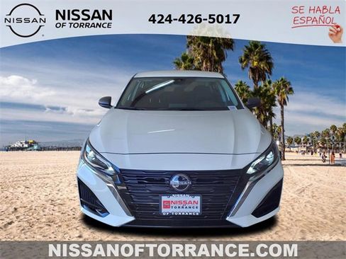 New 2025 Nissan Altima 2.5 SV image 2