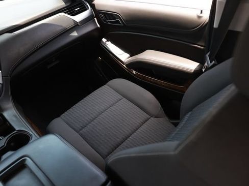 Used 2020 Chevrolet Tahoe LS RWD image 25