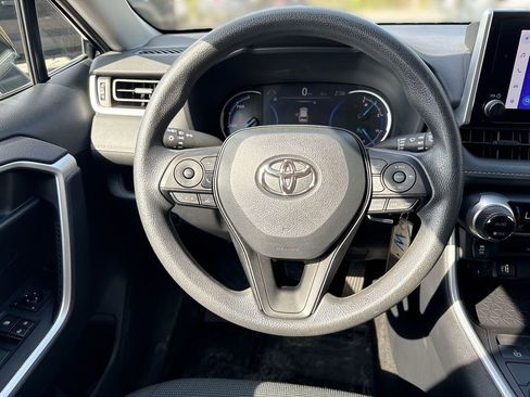 Used 2024 Toyota RAV4 LE image 11