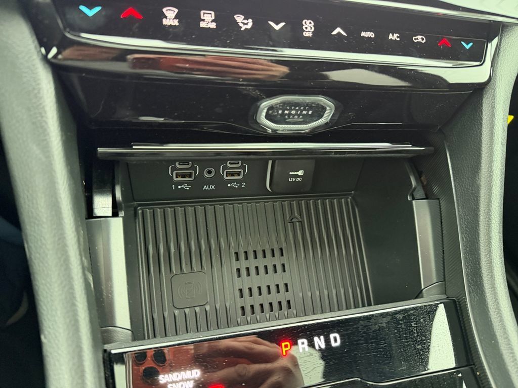 New 2026 Jeep Grand Cherokee Altitude AWD/4WD image 20