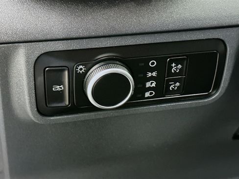 Used 2024 Ford Mustang Coupe RWD image 17