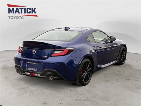 New 2025 Toyota GR86 Premium image 7