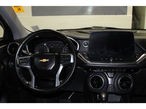 Used 2024 Chevrolet Blazer LT image 15