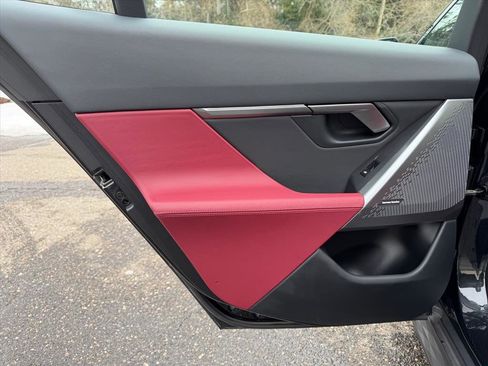 Used 2024 BMW 530i xDrive w/ Premium Package image 14