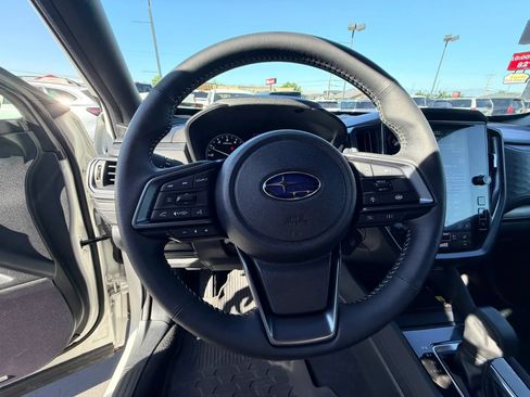 Used 2025 Subaru Forester Limited AWD/4WD image 11