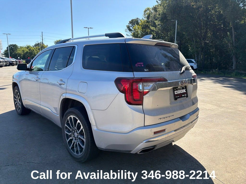 Used 2020 GMC Acadia Denali w/ Technology Package FWD image 3