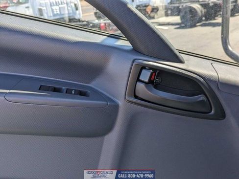 New 2024 Chevrolet Low Cab Forward image 19