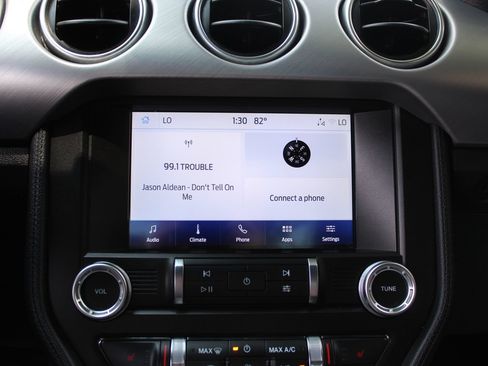 Used 2022 Ford Mustang GT Premium RWD image 18