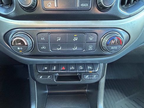 Used 2020 Chevrolet Colorado Z71 image 28