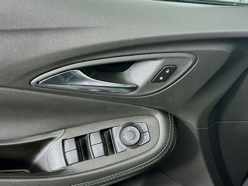 Used 2025 Buick Encore GX Preferred image 15