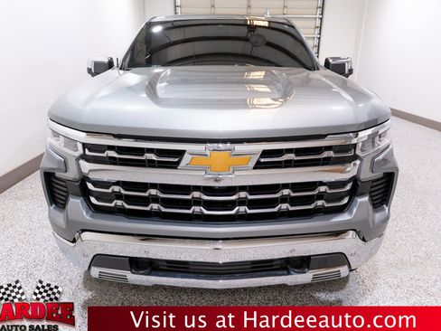 Used 2023 Chevrolet Silverado 1500 LTZ AWD/4WD image 7