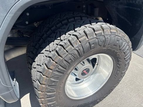 Used 2021 GMC Sierra 3500 Denali w/ Denali Ultimate Package AWD/4WD image 6