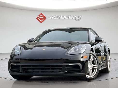 Used 2019 Porsche Panamera 4 image 1
