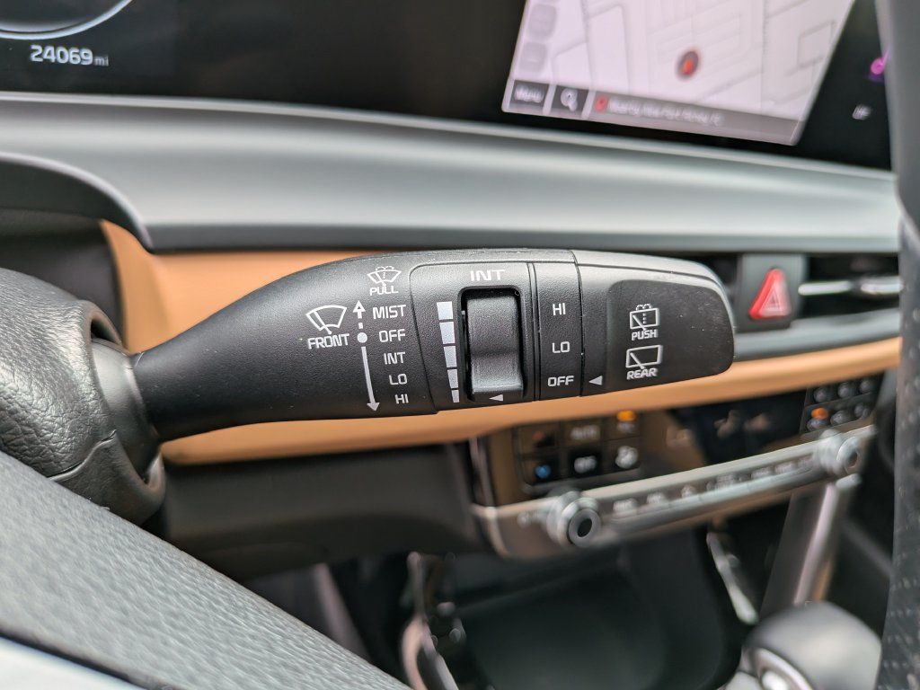 Certified 2024 Kia Seltos SX AWD/4WD image 35