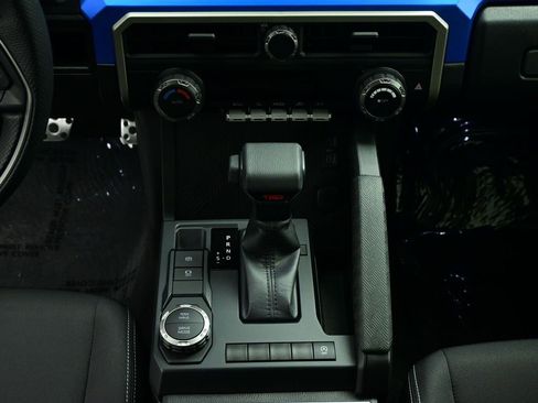 Used 2024 Toyota Tacoma TRD Sport image 7