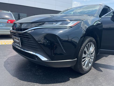 Used 2021 Toyota Venza XLE w/ Softex Package AWD/4WD image 59