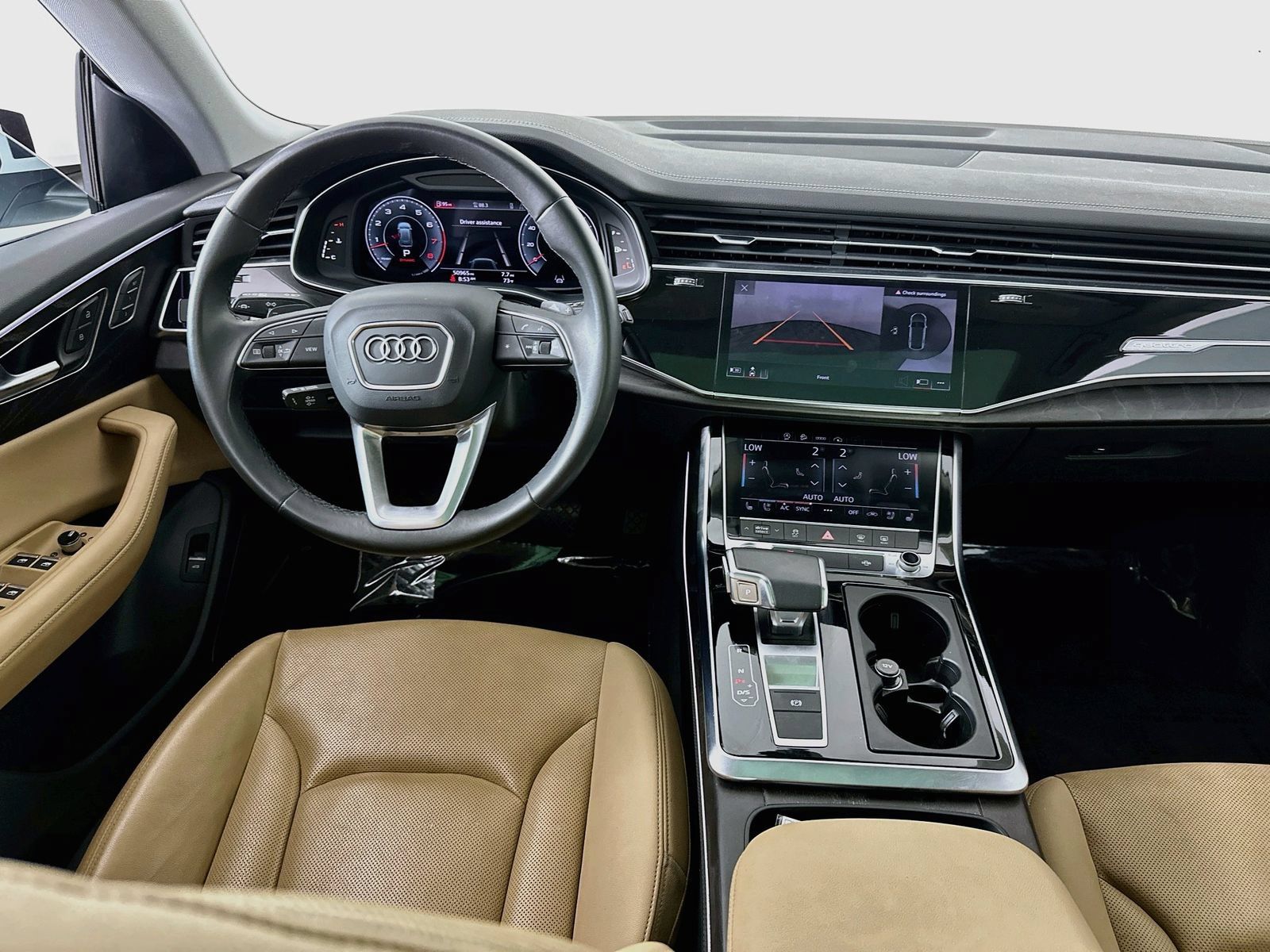 Used 2023 Audi Q8 Premium Plus w/ Premium Plus Package AWD/4WD image 24
