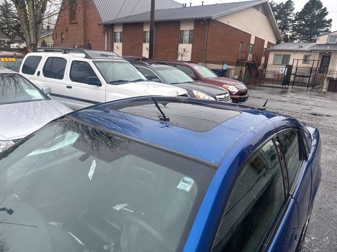 Used 2006 Saturn ION Level 3 w/ Sun & Sound Pkg image 4