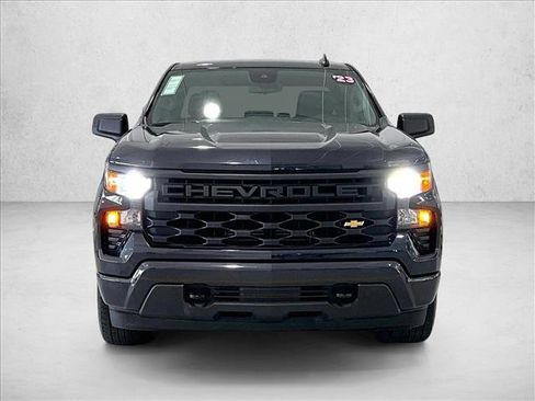 Used 2023 Chevrolet Silverado 1500 Custom RWD image 3