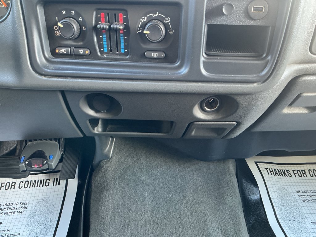 Used 2007 Chevrolet Silverado 2500 LT AWD/4WD image 21