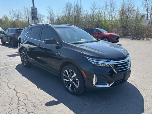 Used 2022 Chevrolet Equinox Premier AWD/4WD image 1