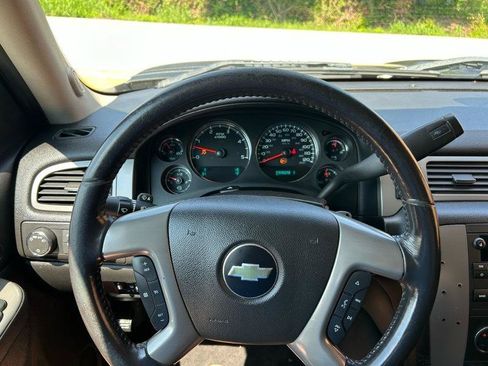Used 2012 Chevrolet Silverado 3500 LTZ w/ Suspension Package, Off-Road AWD/4WD image 15