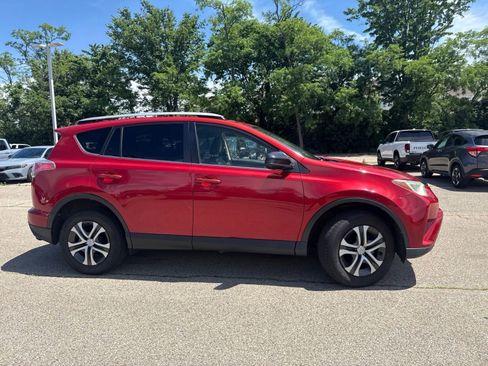 Used 2016 Toyota RAV4 LE FWD image 27