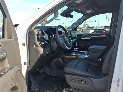 New 2026 Chevrolet Silverado 1500 LT image 11