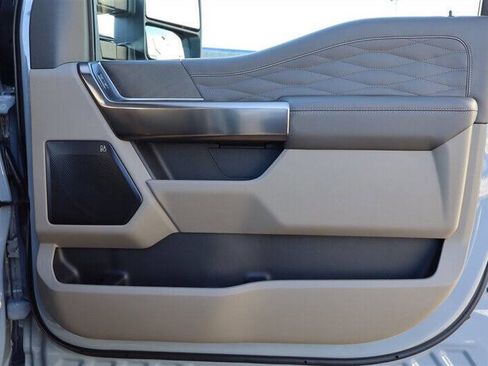 Used 2026 Ford F450 Platinum w/ Platinum Plus Package image 27