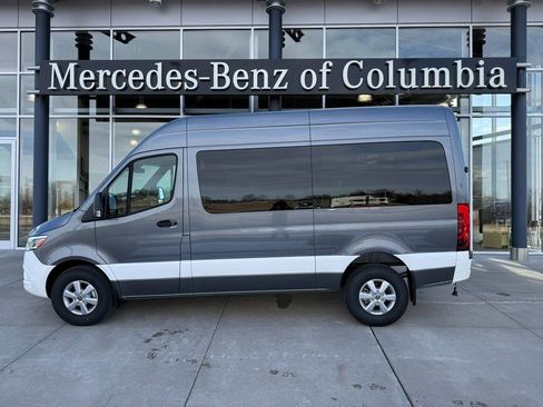 Used 2023 Mercedes-Benz Sprinter 144 Cargo image 8