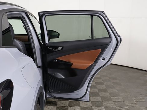 Used 2021 Volkswagen ID.4 Pro S image 24