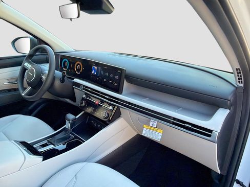 New 2026 Hyundai Tucson SEL image 13