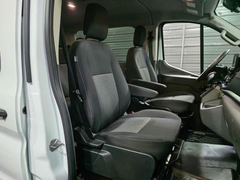 Used 2022 Ford Transit 350 XL image 18