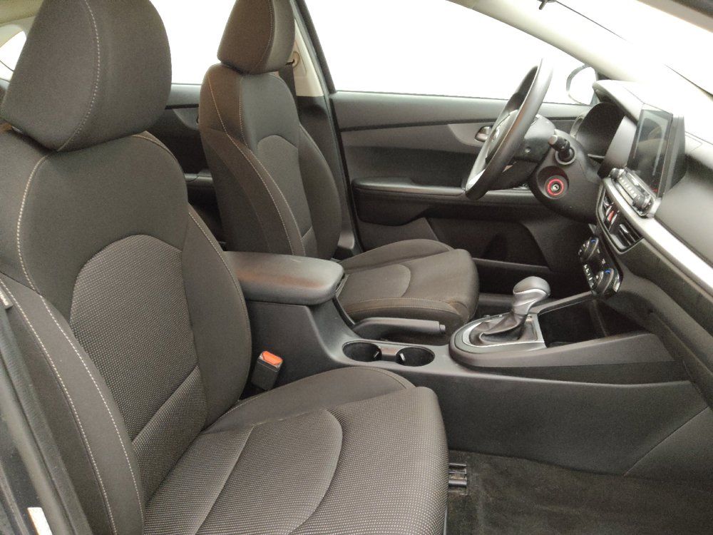 Used 2019 Kia Forte LXS FWD image 21