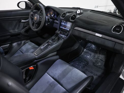 Used 2024 Porsche 718 Boxster Spyder RS w/ Weissach Package RWD image 26