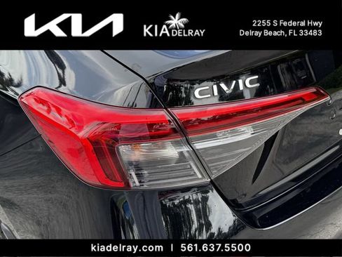 Used 2023 Honda Civic EX image 7
