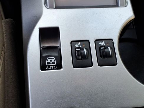 Used 2022 Toyota 4Runner SR5 Premium w/ Moonroof Package image 21