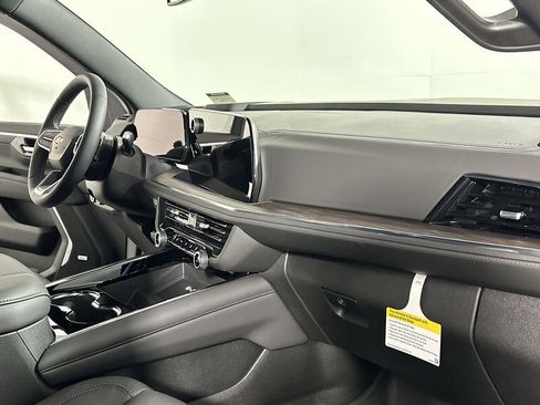 New 2026 Chevrolet Suburban LT w/ Comfort Package image 29