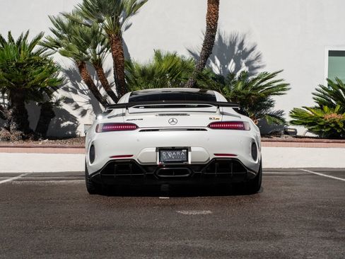 Used 2018 Mercedes-Benz AMG GT R image 14