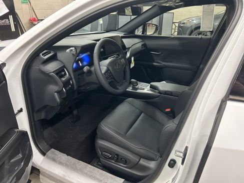 New 2026 Lexus UX 300h AWD image 15
