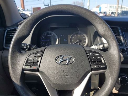 Used 2017 Hyundai Tucson SE image 16
