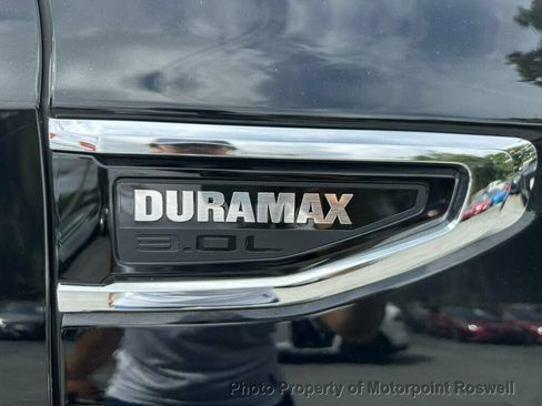 Used 2023 GMC Yukon XL SLT w/ SLT Premium Package RWD image 33