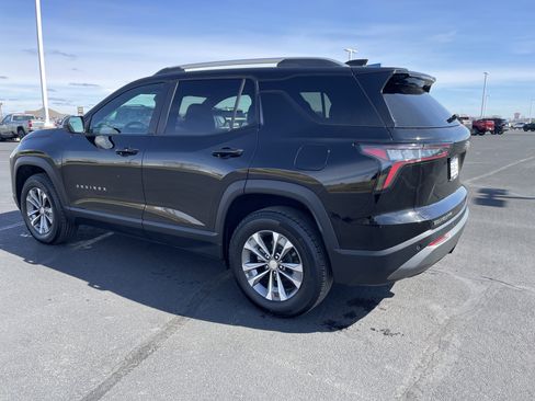 Certified 2025 Chevrolet Equinox LT image 3